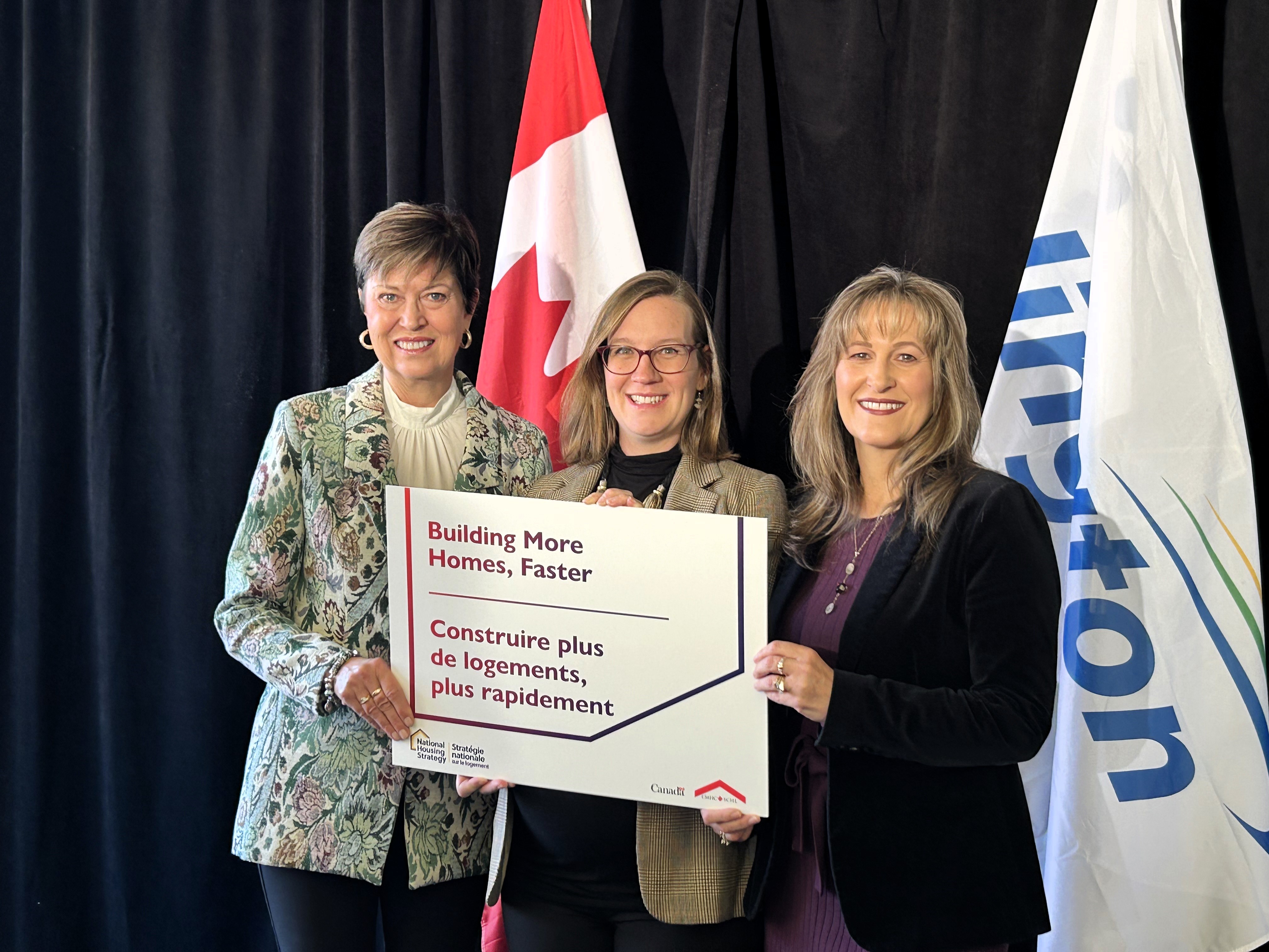 L - R: MP for Oakville North – Burlington Pam Damoff, Honourable Minister Karina Gould, Burlington Mayor Marianne Meed Ward L - R: MP for Oakville North – Burlington Pam Damoff, Honourable Minister Karina Gould, Burlington Mayor Marianne Meed Ward