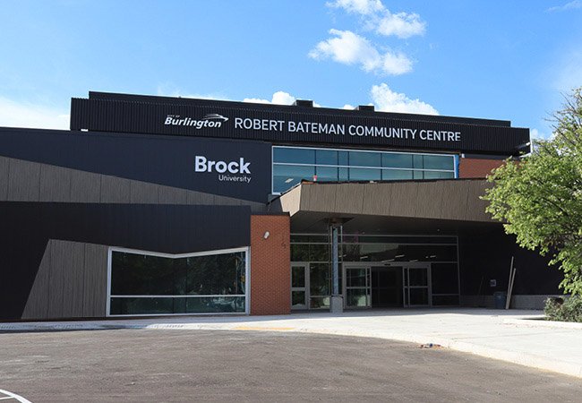 Robert Bateman Community Centre on a warm sunny day