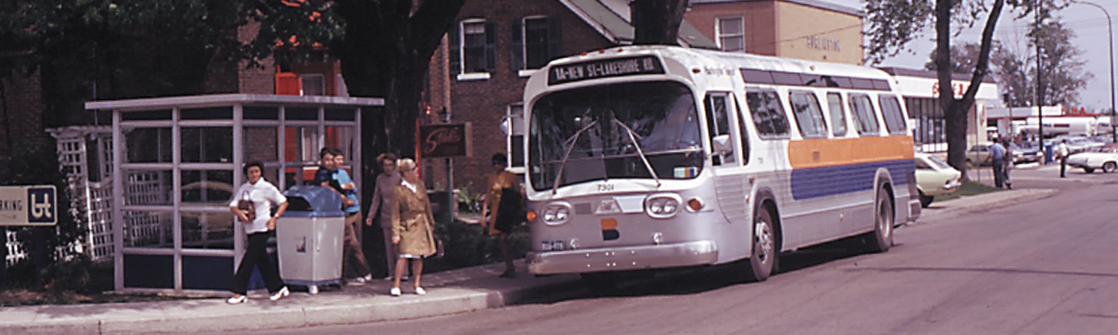 Vintage photo of Burlington residents waiting to board transit bus